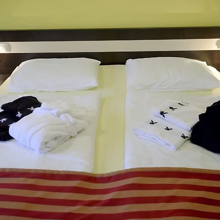 Luxury Kristof Bešeňová