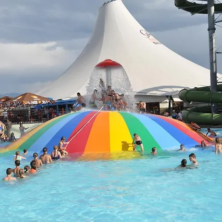 Luxury Kristof Διαμέρισμα *